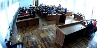 Завтра депутати зберуться на позачергову сесію