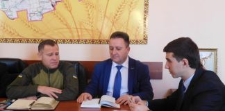Олександрійська РДА підписала план шефства над військовими частинами на 2018 рік