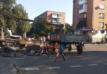 В Олександрії на одному з перехресть ускладнено рух через ремонт теплової мережі