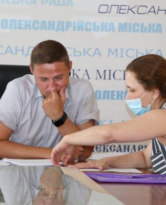 На особистому прийомі люди поцікавилися питанням відключення від централізованої тепломережі